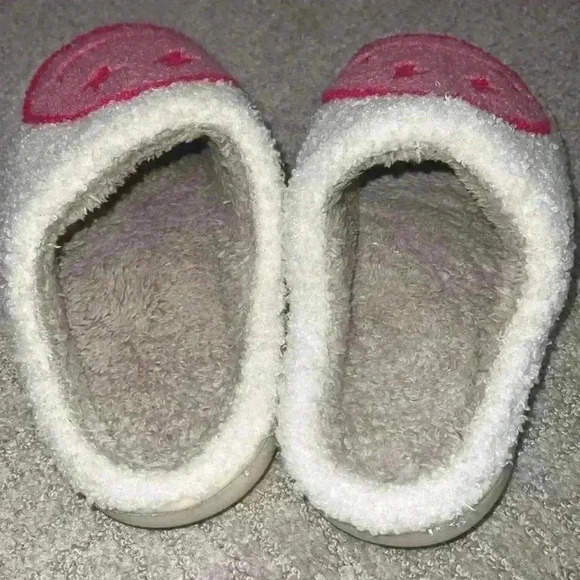 Smiley bedroom slippers - Picture 2 of 3